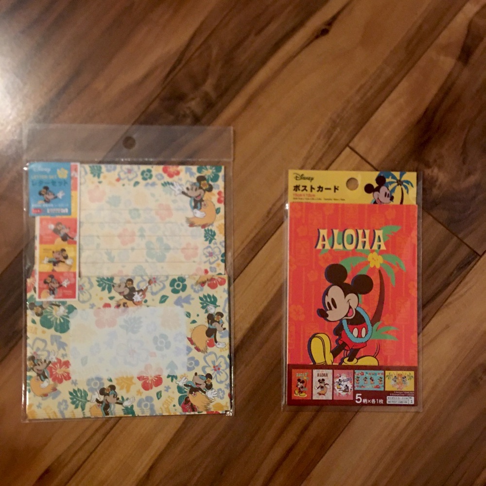 Disney Hawaii Letter and Postcard Set